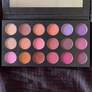 morphe 18F talking flirty palette